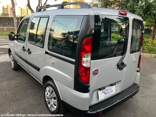 Fiat DOBLO ATTRACTIVE 7 LUGARES 2014/2015